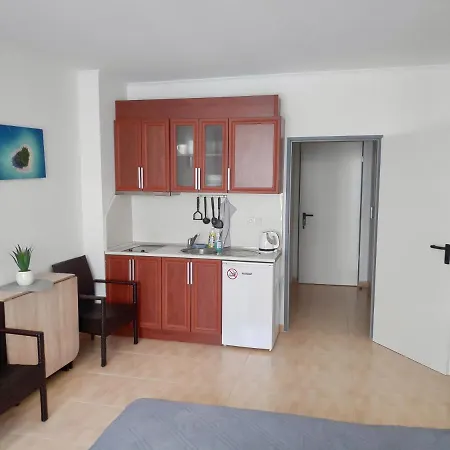 Apartment Sunny - Plaza - *